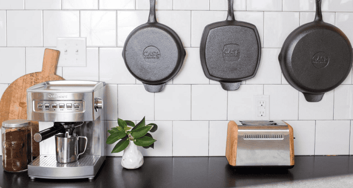 toaster on countertop