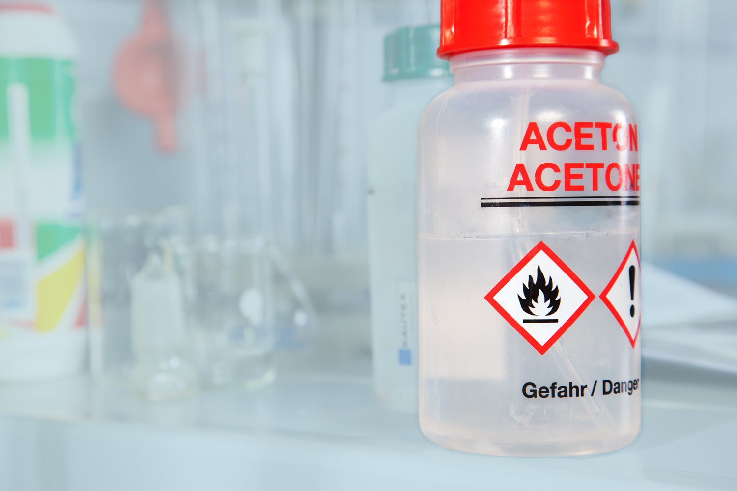 acetone use